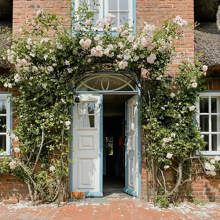 Captain's House With Modern Details On Sylt Island *